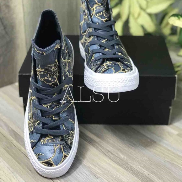 NWT Converse Ctas Leather HI Sharkskin Grey Gold - Picture 8 of 8